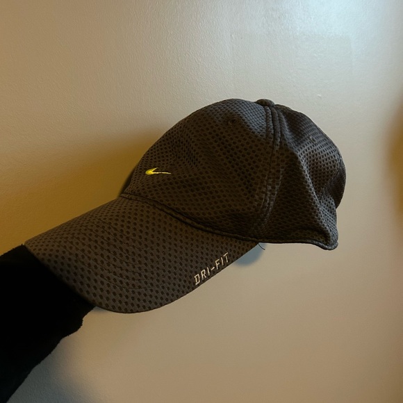 🌟3 for $15 🌟 Nike Running Hat - Picture 4 of 4